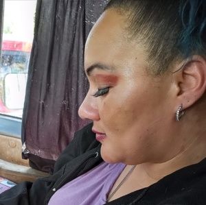 Meet your Posher, Sheena